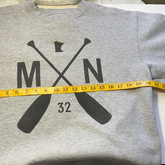 Blue 84 Gray Sweatshirt with MN Paddle Graphic - Size Men M - Picture 9 of 9
